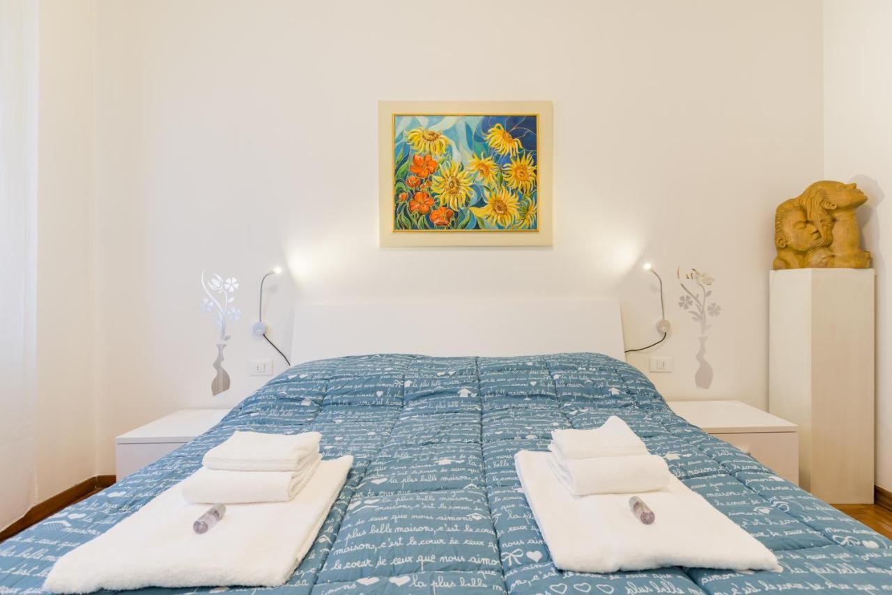 Casagiulietta Apartment เวโรนา ภายนอก รูปภาพ
