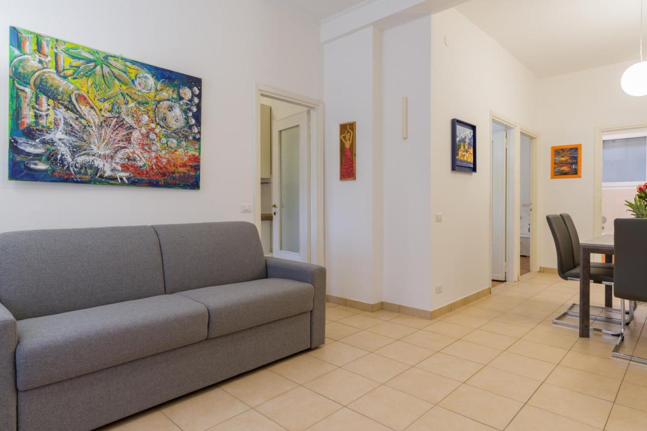Casagiulietta Apartment เวโรนา ภายนอก รูปภาพ